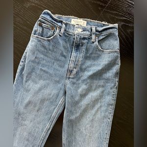 Abercrombie High Rise Flare jeans